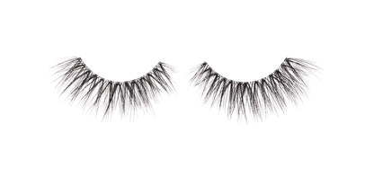 1 pair of lashes on a white background